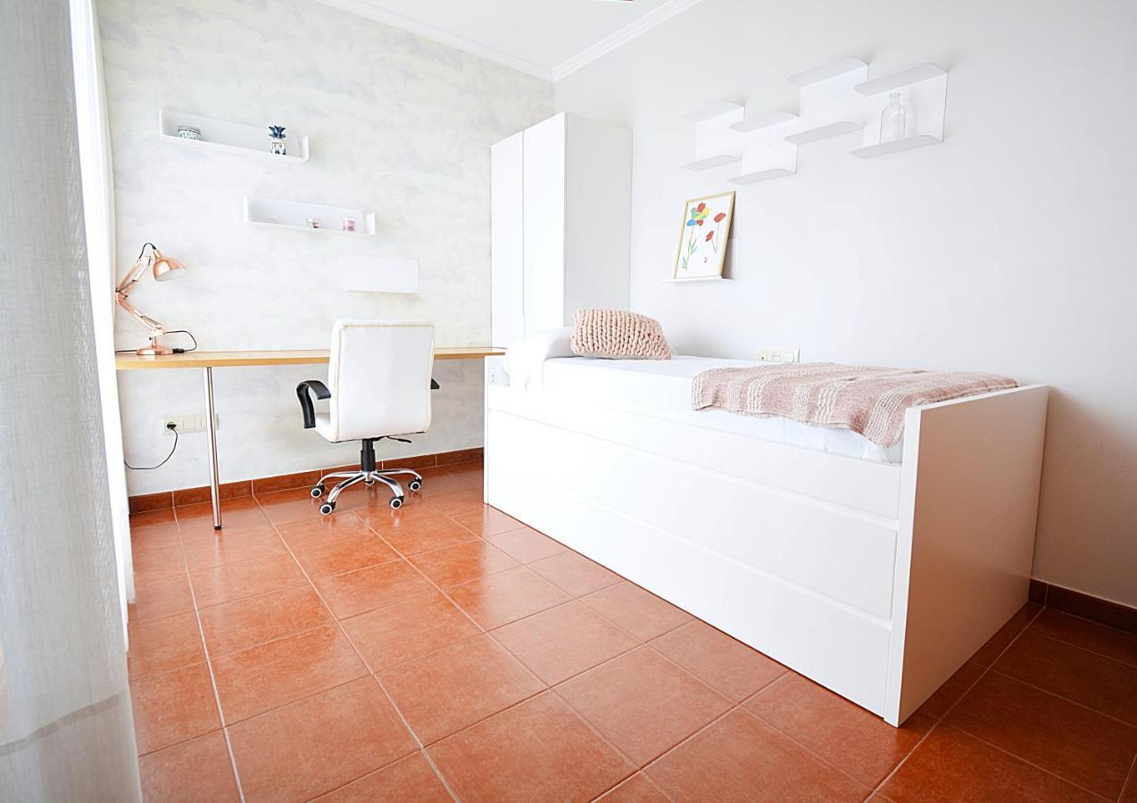 Galihost - Apartamento Con Piscina En El Centro De Sanxenxo Extérieur photo