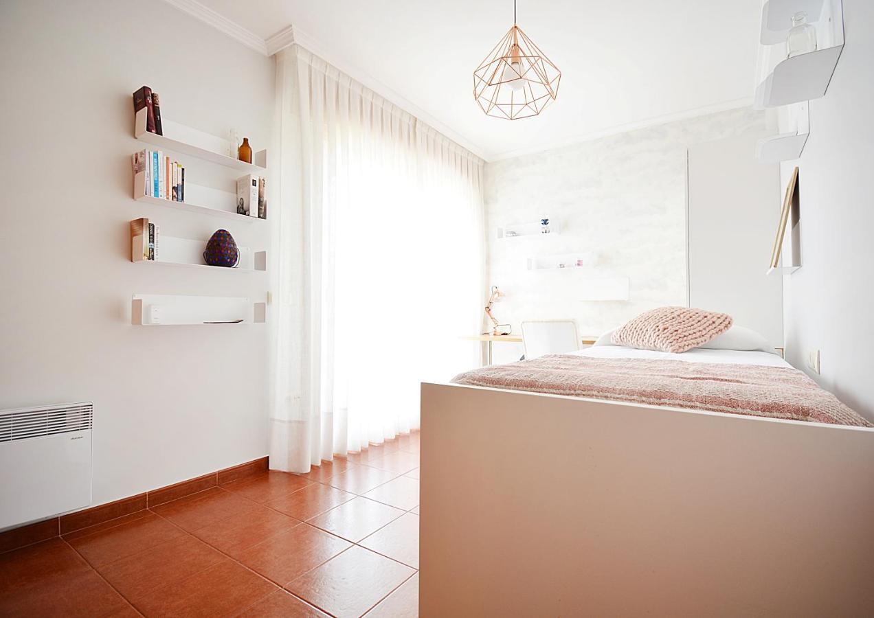 Galihost - Apartamento Con Piscina En El Centro De Sanxenxo Extérieur photo
